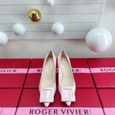 Roger Vivier Heeled Shoes